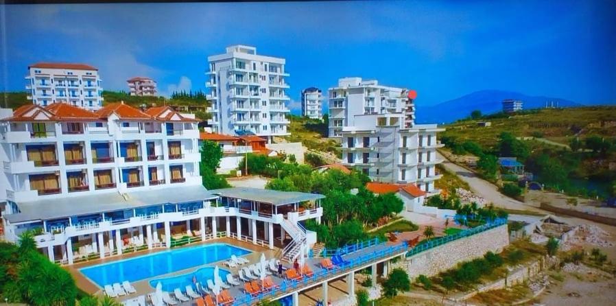 דירות Sadet'S Penthouse Saranda מראה חיצוני תמונה